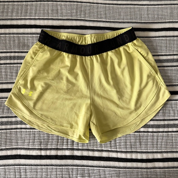 Under Armour Women’s Running Shorts - Picture 1 of 1
